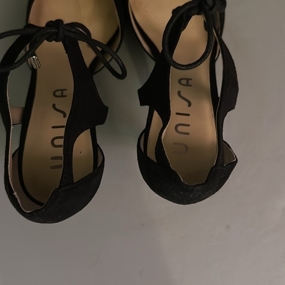 Unisa Black Suede Shoes. Pre owned - Picture 6 of 9